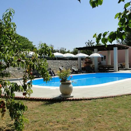 Apartments Villa Maran อูมัค ภายนอก รูปภาพ