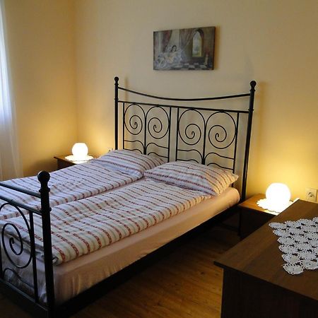 Apartments Villa Maran อูมัค ภายนอก รูปภาพ