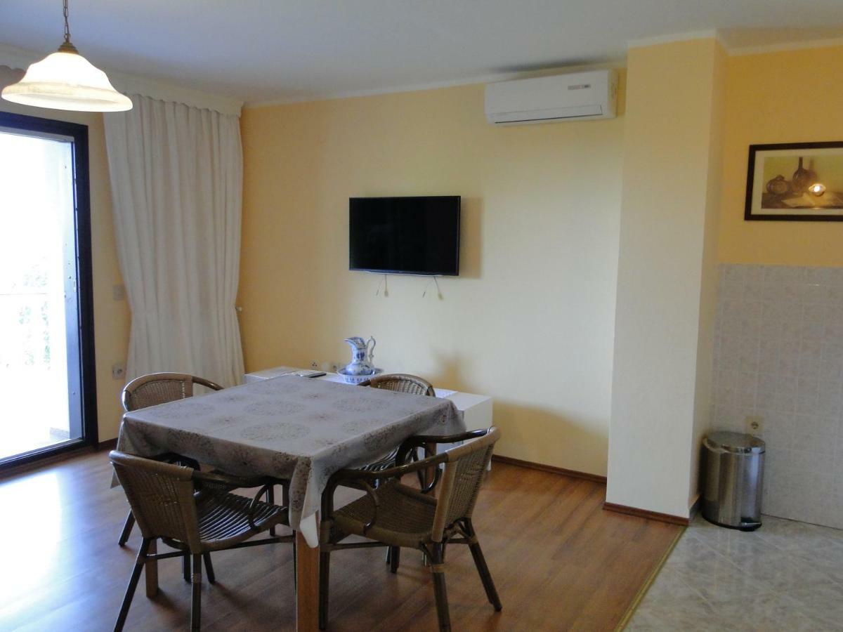Apartments Villa Maran อูมัค ภายนอก รูปภาพ