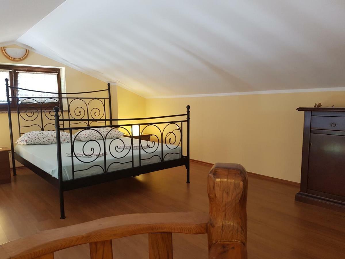 Apartments Villa Maran อูมัค ภายนอก รูปภาพ